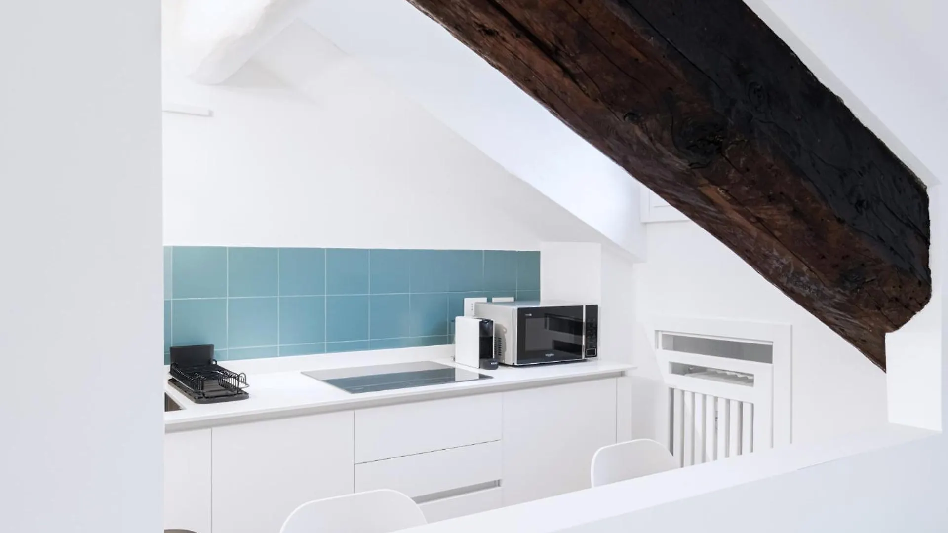 Easylife - Moderno Appartamento In Porta Venezia Milão 0*,  Itália